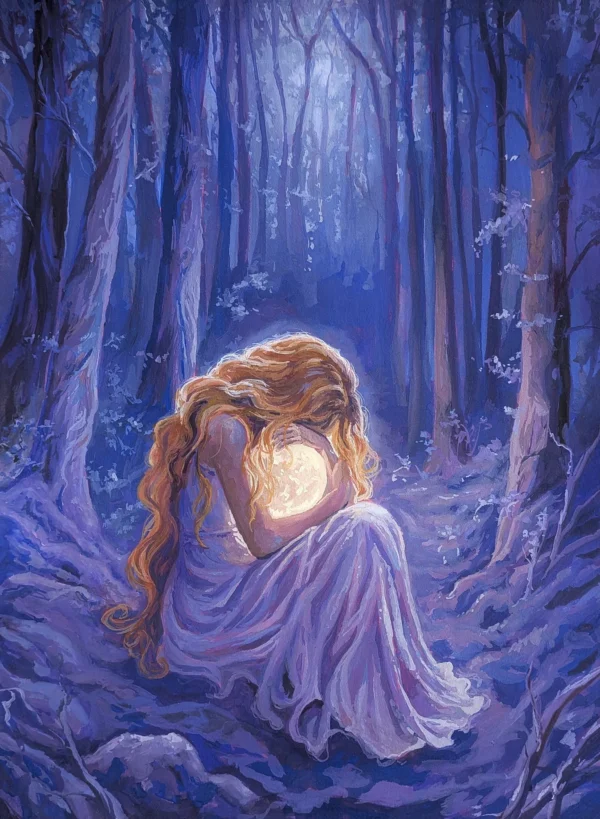 Illustration à la gouache : une femme aux longs cheveux serre une lune lumineuse dans une forêt d’hiver bleutée